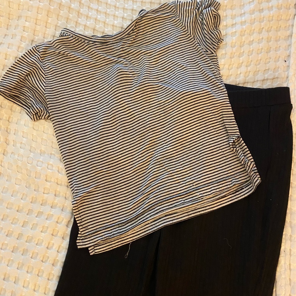 Brandy Melville crop top